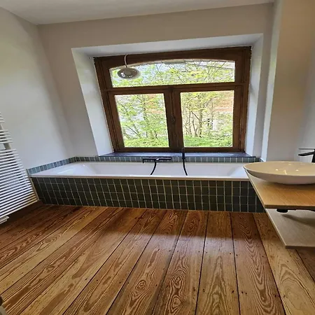 Heritage In With Garden Spa